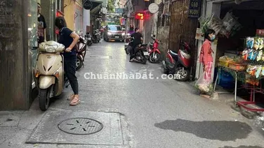 Cho thuê nhà ngõ ô tô, 3PN 1WC phố dương văn bé