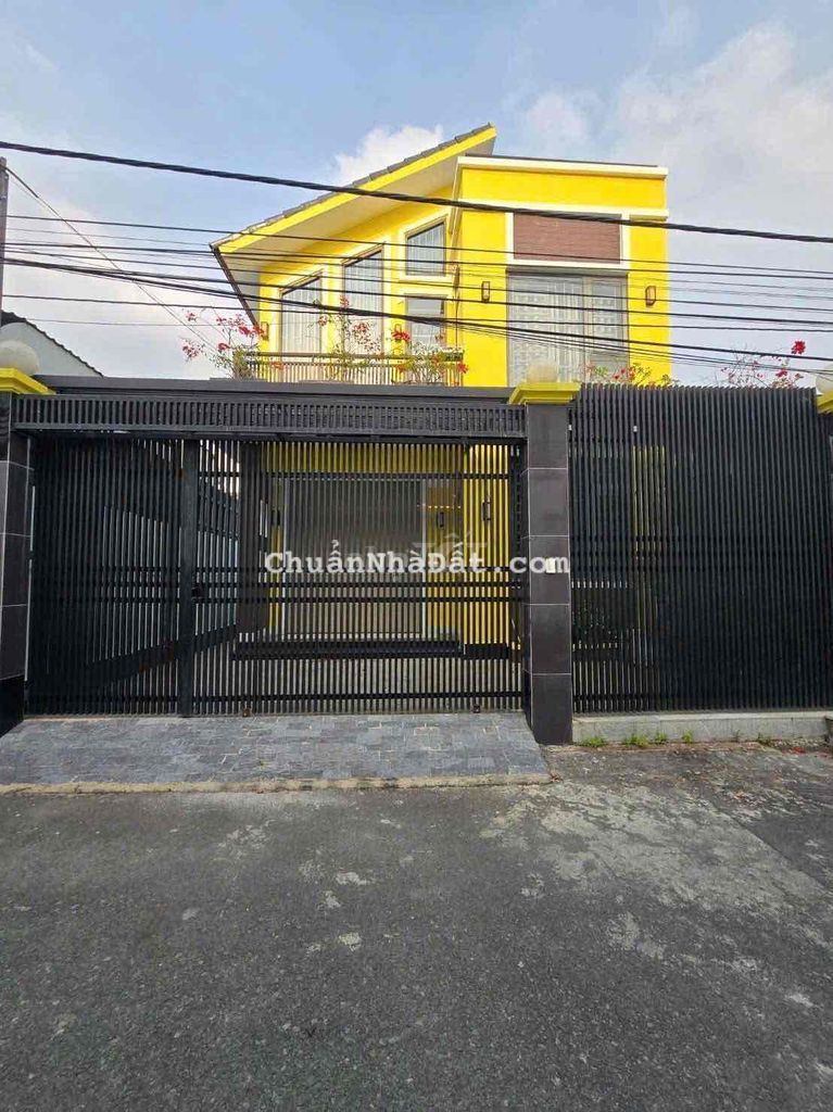 Nhà Phú Thọ TDM, Gần hầm rượu trần long.  - DT 8 x 15 trệt lầu, 1p khá