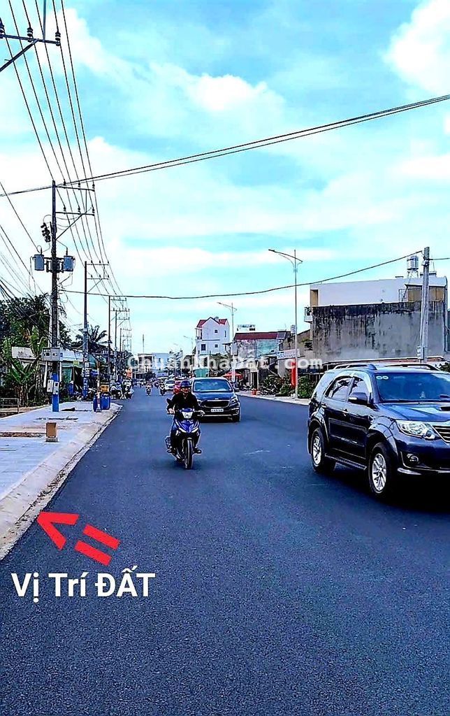 BÁN ĐẤT MẶT TIỀN KINH DOANH NGANG 6m