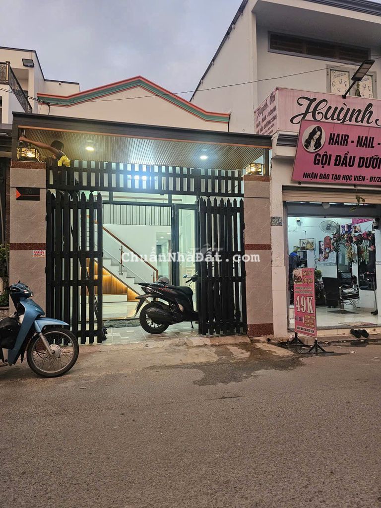 🔥 NHÀ MẶT TIỀN GẦN CHỢ THỚI TỨ – ĐỐI DIỆN TRƯỜNG TAM ĐÔNG 2 🔥