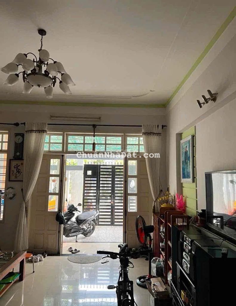 BÁN NHÀ 2 TẦNG HOÀNG DIỆU, HẢI CHÂU - KIÊN CỐ - Ô TÔ ĐỖ CỬA 6M -6.X TỶ