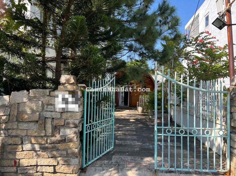 Nhà sân vươờn Nguyễn Hữu Cầu, Ngũ Hành Sơn