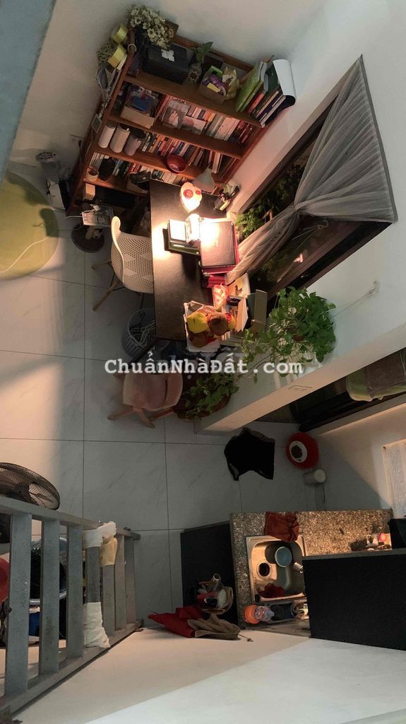 Cho thuê CMNN 30m2 có gác rộng tại Tân Triều