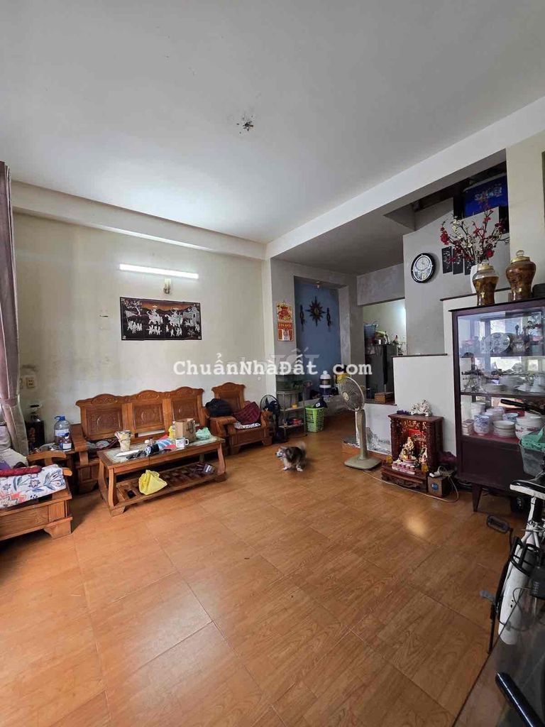 NHÀ 1 TRỆT 1 LỬNG HẺM XE HƠI SÁT VINCOM LÊ VĂN VIỆT, 82M2 GIÁ 4,2 TỶ