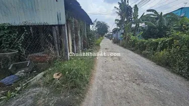 Đất Đức Hoà, Long An