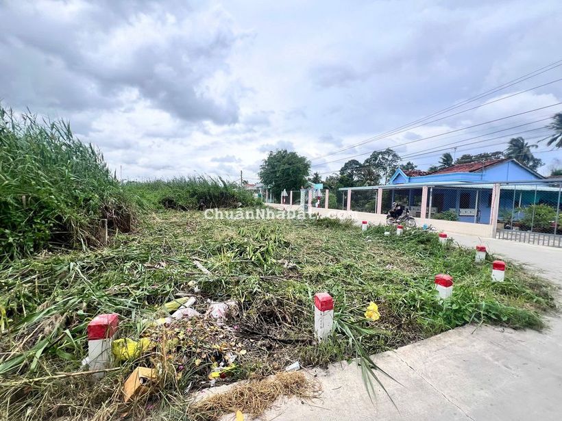 BÁN LÔ GÓC 2 MẶT TIỀN – ĐƯỜNG LÊ VĂN TÂM – 1 TỶ 350