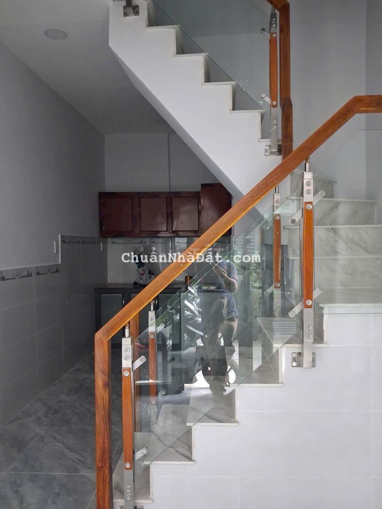 Cho thuê nhà hẻm Hoàng Trọng Mậu quận 7