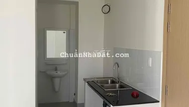 Cho thuê căn hộ 2 ban công thoáng mát