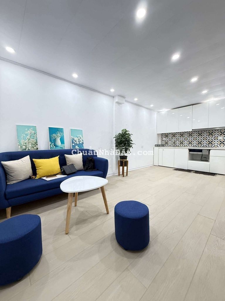 Nhỉnh 4 tỷ Tập thể Bách Khoa, tầng 2 70m 2(3) ngủ 2wc, cực thoáng SĐCC