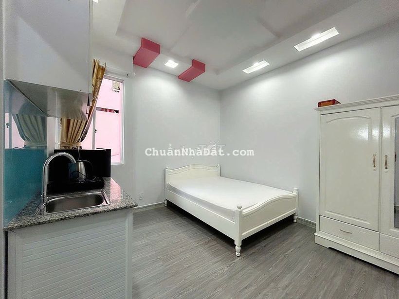 CĂN HỘ MINI Q1 FULL NỘI THẤT MỚI ĐEP - CÓ CỬA SỔ LỚN THOÁNG MÁT