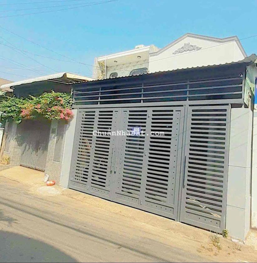 Nhà Phú Lợi gần ngã tư Chợ Đình 6x20m 3pn sân oto đường rộng