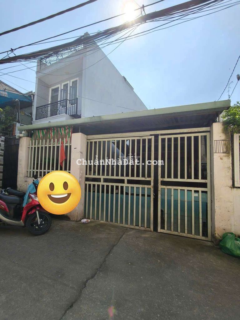 Bán nhà Bình Đông, P14,Q8 hẻm xe tải 54tr/m2 đất sổ riêng 5,8x28m