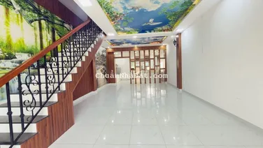 Nhà phố 2 phòng ngủ, 2 máy lạnh Oasis cho thuê