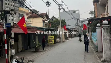 LÔ ĐẤT TUYỆT CHỦNG BÁT KHỐI GIA LÂM Ô TÔ ĐỖ CỬA CHƯA ĐẾN 5 TỶ