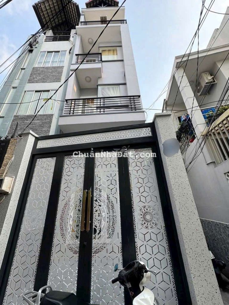 Bán nhà 4 lầu đúc BTCT 7pn  cách mặt tiền phạm th hiển vô 1 căn p4 Q8.