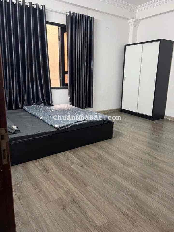 chính chủ cho thuê phòng gần Etown Cộng Hoà .gần sân bay