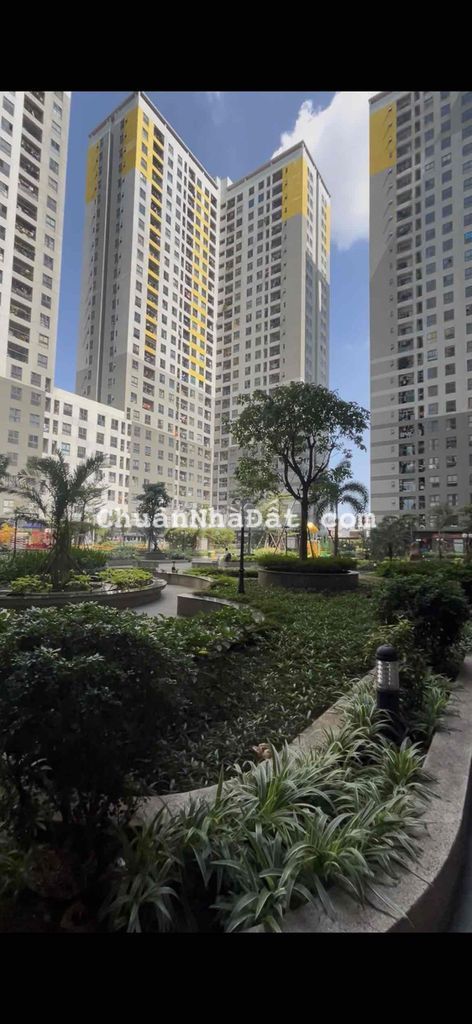 Bcons Garden. Căn hộ mát mẻ, tầng đẹp, rộng 60m2. 2PN 2WC