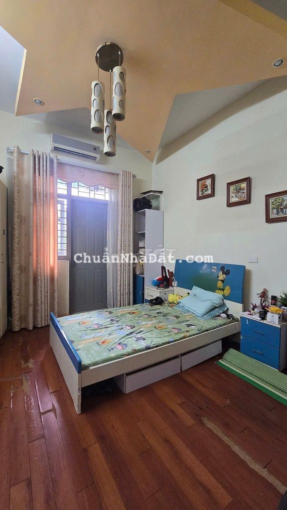 Bán Chung cư Bộ Kế Hoạch Đầu Tư Quan Hoa, 84m2 x 2pn ban công rộng