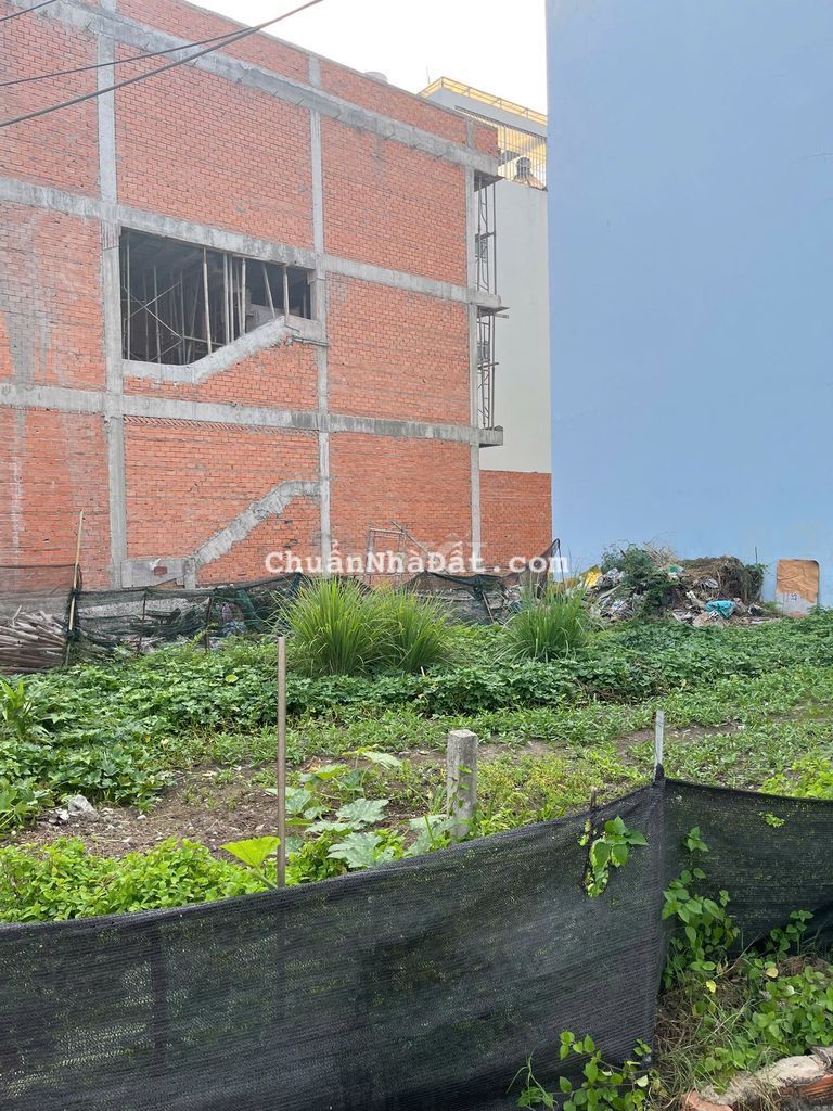 Chính chủ bán đất giá 4,8 tỷ  đường 20m KDC Quận 8 hướng ĐN