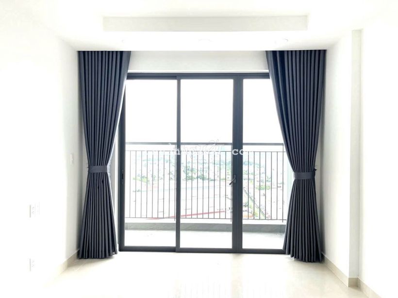 Chính chủ cho thuê căn hộ 2pn 2wc Phú Đông sky garden, nội thất cơ bản