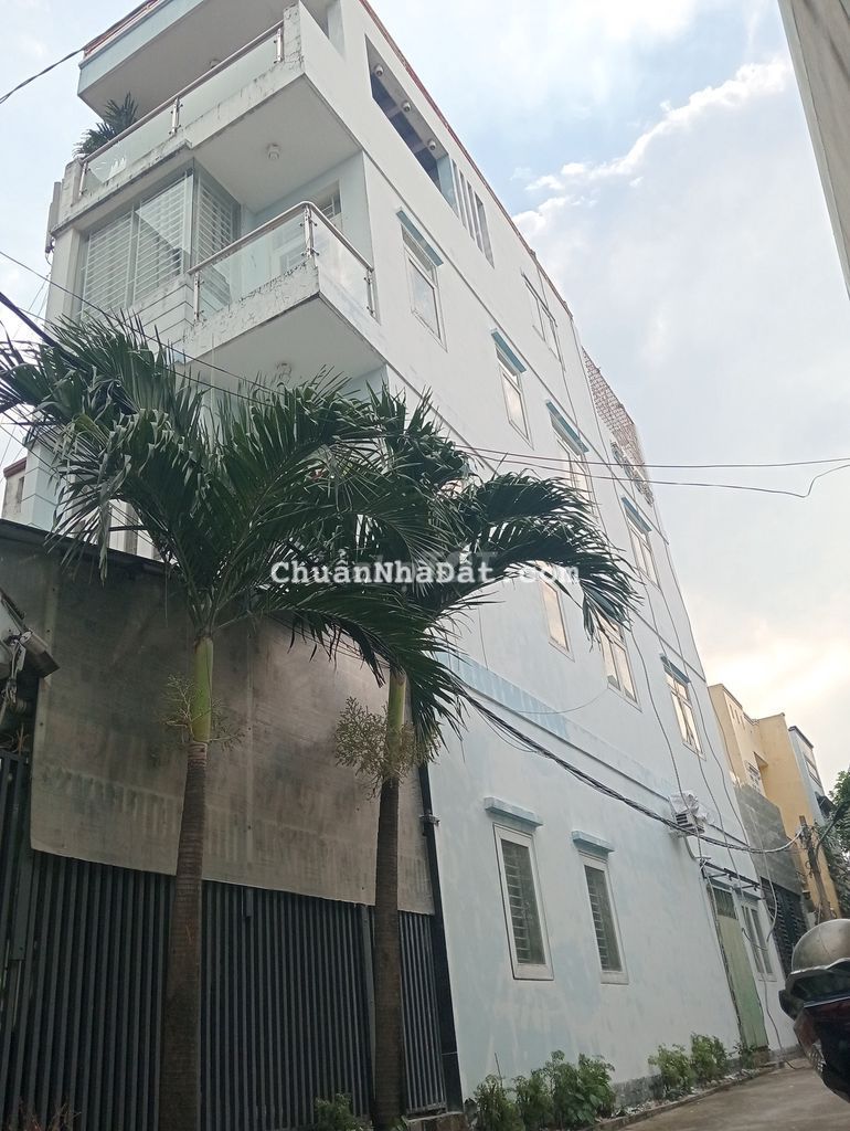 Linh xuân- thủ đức. 4 tầng , giá nhỉnh 6 tỷ