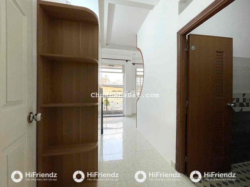 CĂN HỘ 1 PHÒNG NGỦ TÁCH BẾP SẴN NỘI THẤT CƠ BẢN - GẦN NGÃ TƯ BỐN XÃ