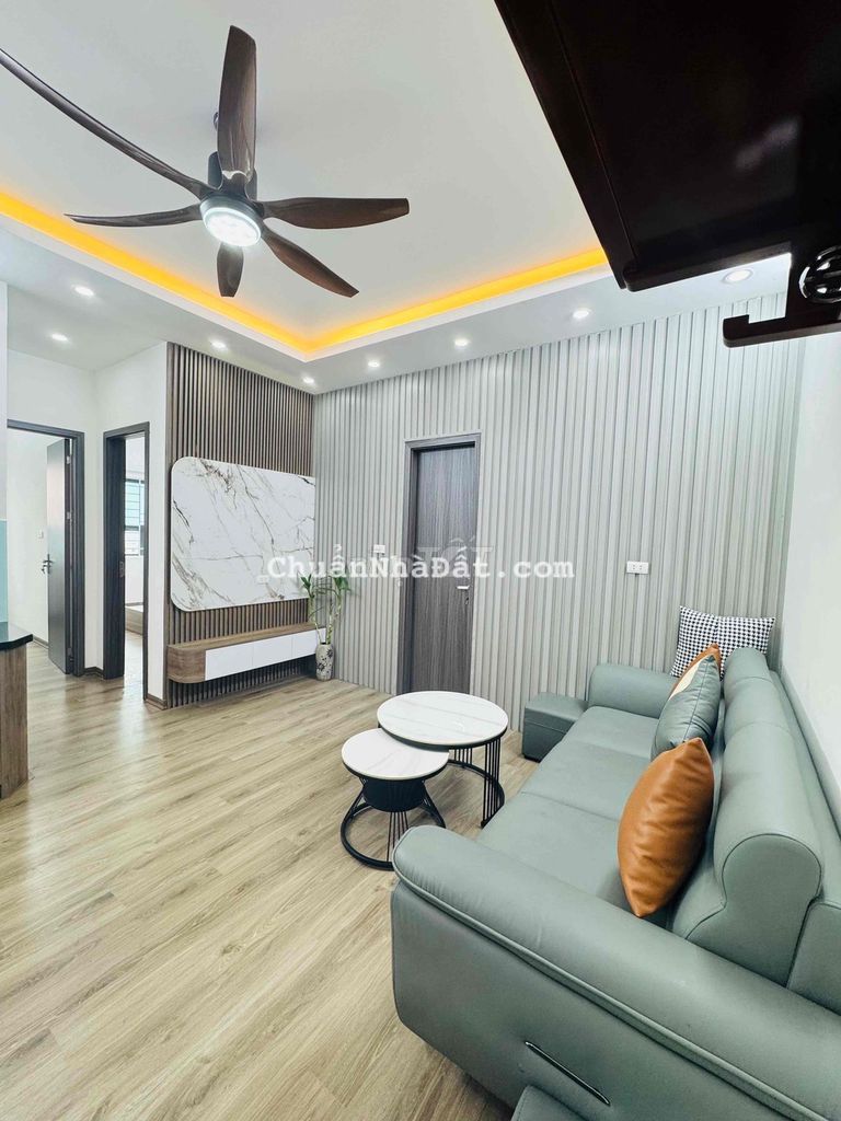 chính chủ cần bán căn đầu hồi 2 ngủ 2 vệ sinh toà C kim văn kim lũ