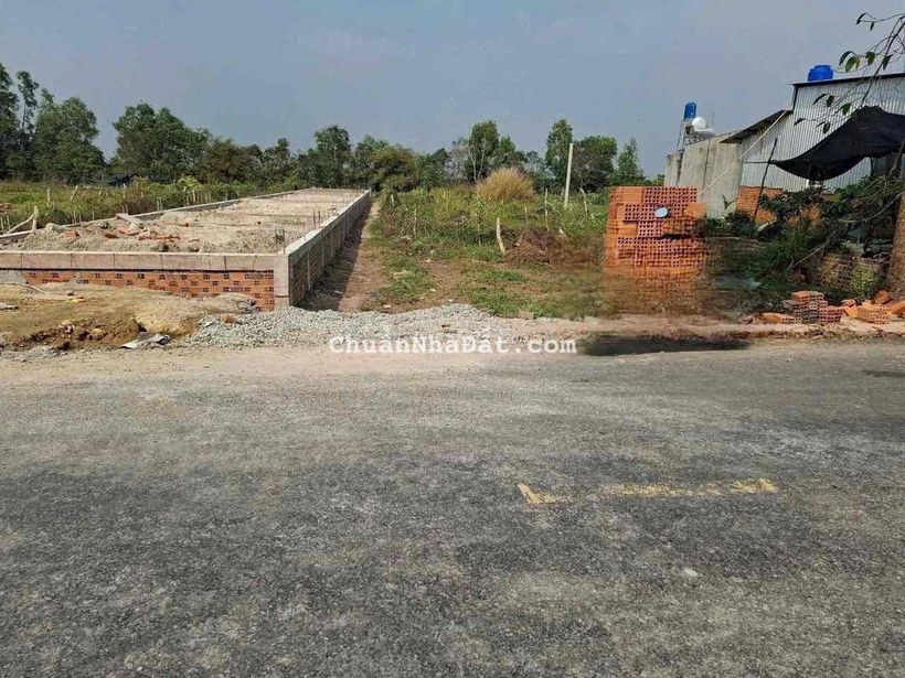 CẦN BÁN GẤP ĐẤT MẶT TIỀN NHỰA LỤC VIÊN 5x50 FULL THỔ CƯ 100% GIÁ 1750