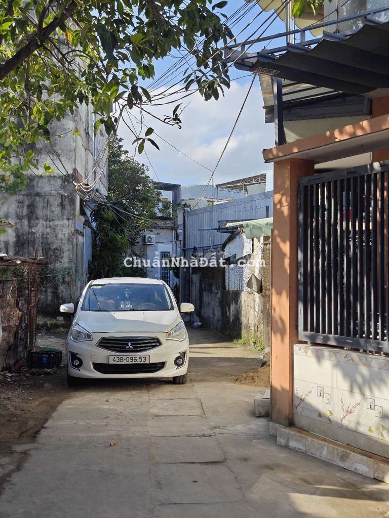 Nhà đẹp chính chủ kiệt 3m5 Nguyễn Đình Tứ gần bến xe