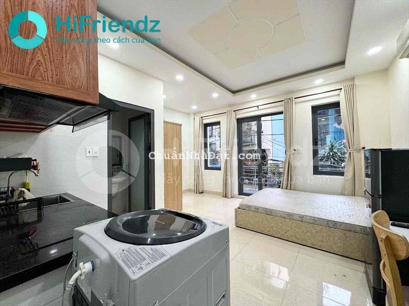 Căn Hộ Ban Công Thang Máy_Máy Giặt Riêng_Rộng 40m2_Ngay Cầu Vượt 3/2