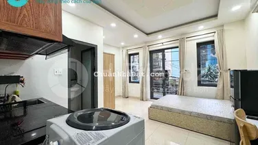 Căn Hộ Ban Công Thang Máy_Máy Giặt Riêng_Rộng 40m2_Ngay Cầu Vượt 3/2