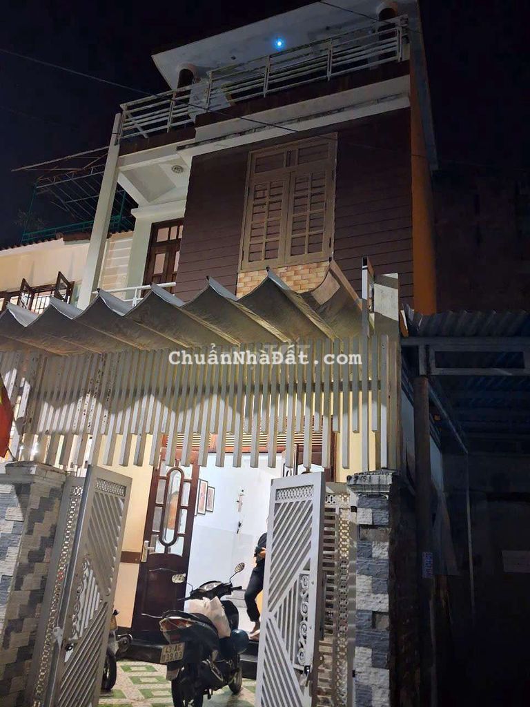 Nhà Đúc 2 Tầng, số 25/2 Nguyễn Nhàn