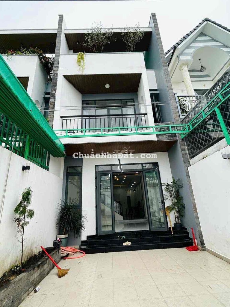 Cho thuê nhà 1 trệt 2 lầu Phường Hiệp Thành 3PN-3WC Sân Xe Hơi