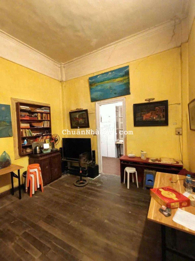 Hiếm!!! Căn hộ TT Trần phú T2 40m2 02P Phố cổ- ẩm thực!