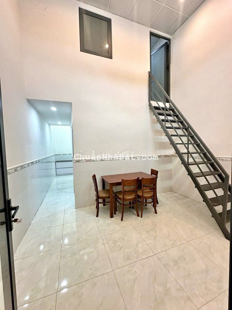 Nhà trệt lửng 2 PN hẻm đường Nguyễn Văn Linh kế BV ĐKTW