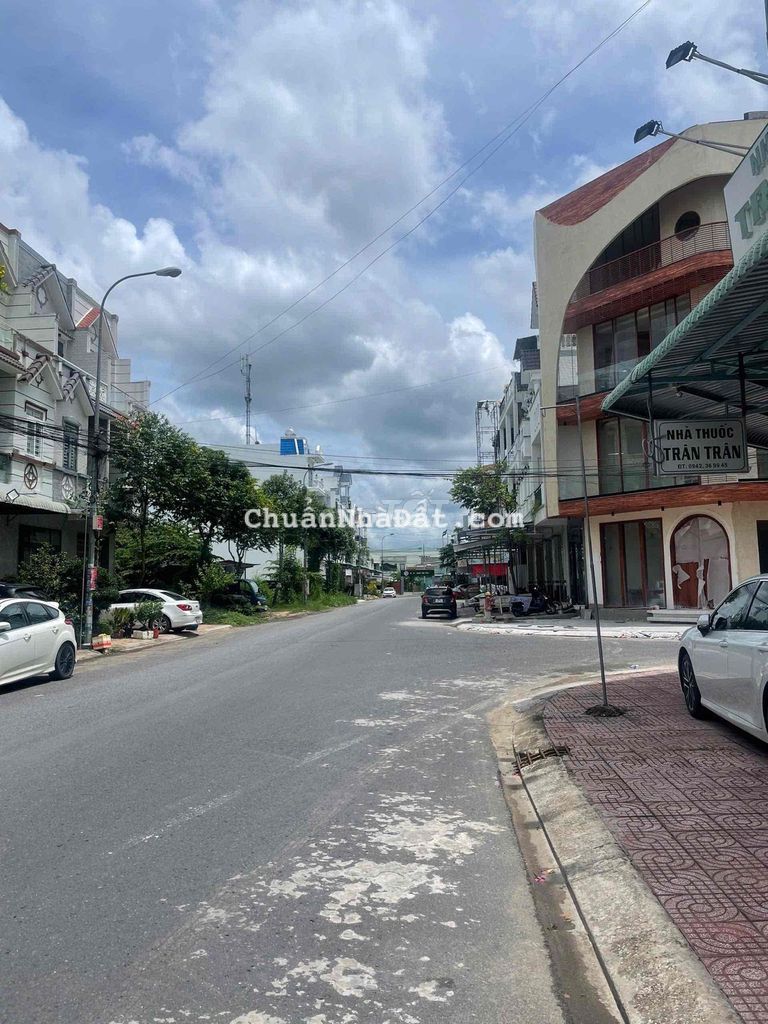 Nhà mới trệt lầu KdC Đại Học Y Dược