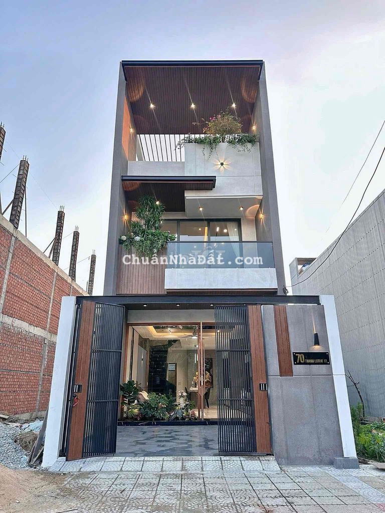 BÁN CĂN NHÀ SIÊU ĐẸP HOÀ XUÂN KÈM TOÀN BỘ NỘI THẤT CHỈ VIỆC VÀO Ở