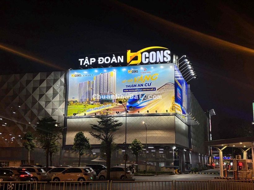 Khách kẹt tài chính thanh lý căn Bcons Newsky 2PN2WC 65M2 Đông Bắc