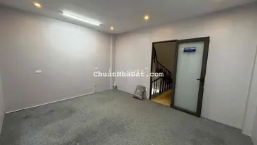 cho thuê văn phòng đi lại tự do