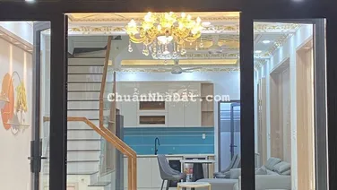 Bán nhà ở thương mại phú hồng thịnh 6