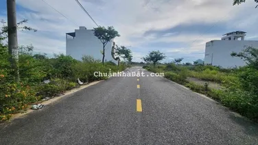 Cho thuê đất nền mặt đường Ngọc Tịnh, KĐT Nam Hoà Xuân, gần sông