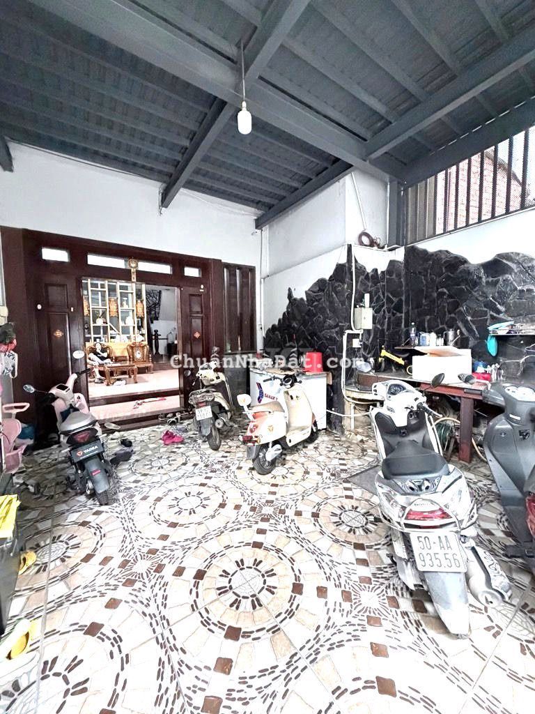 HẺM 8M GÒ DẦU - TRUNG TÂM TÂN PHÚ- DT 96M2-NGANG ĐẸP 4.5M-4 TẦNG