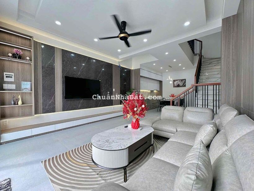 Cần bán siêu phẩm 3 tầng đường CỒN DẦU 23, Hoà Xuân, Đà nẵng, gần cầu