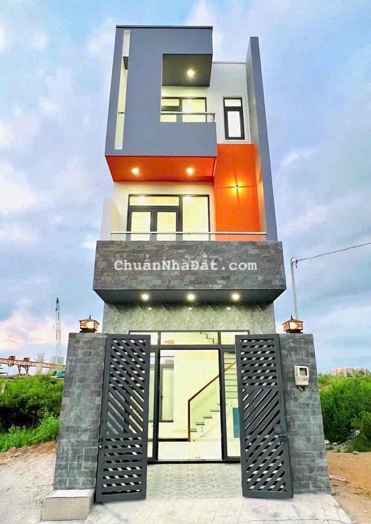 🏡 TÌM ĐÂU RA NHÀ 3 TẦNG MỚI KENG - SÁT VÁCH VINHOME - CHỈ 5.2 TỶ