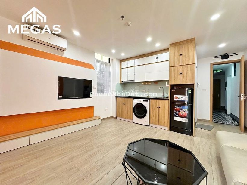 CHO THUÊ CĂN HỘ 1 NGỦ 1 KHÁCH BAN CÔNG FULL ĐỒ NGAY BẾN XE MỸ ĐÌNH