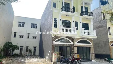 🏡 SIÊU PHẨM ICON CENTRAL – NHÀ 2 LẦU 1 TRỆT – FULL NỘI THẤT CAO CẤP