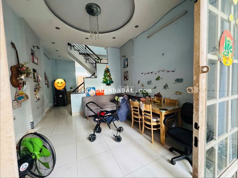 Cho thuê nhà mặt tiền thụt 56m2 đúc 1 lầu 2pn Trần Quang Cơ,Q.Tân Phú