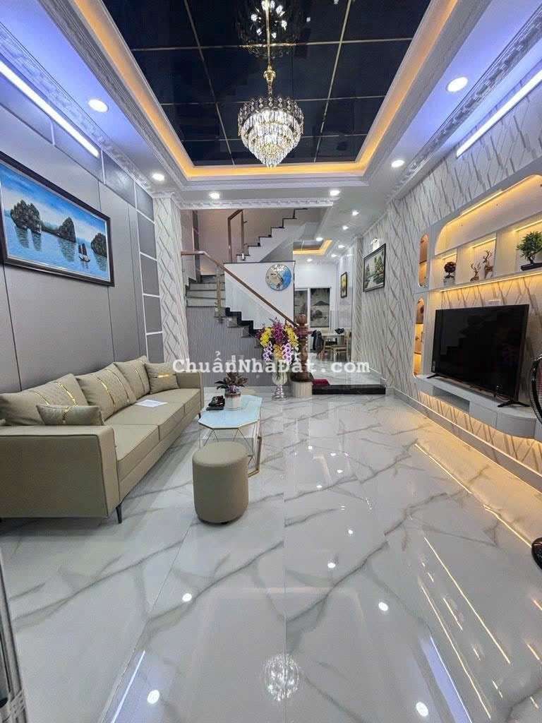 4,8 tỷ có nhà Tân Bình sát mặt tiền - 4x12 - Ngay chợ Tân Trụ