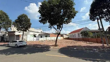 125m2 mặt tiền Phạm Thị Tân cạnh ĐH Bình Dương