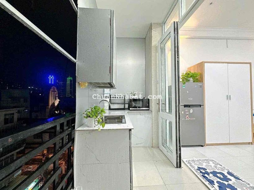 phòng ban công ngay chợ Bà Chiểu chỉ 6,5tr